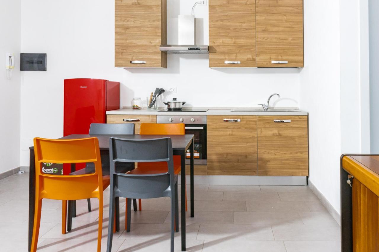Staurenghi Red Apartment Varèse Extérieur photo