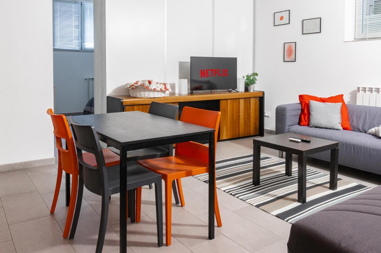 Staurenghi Red Apartment Varèse Extérieur photo